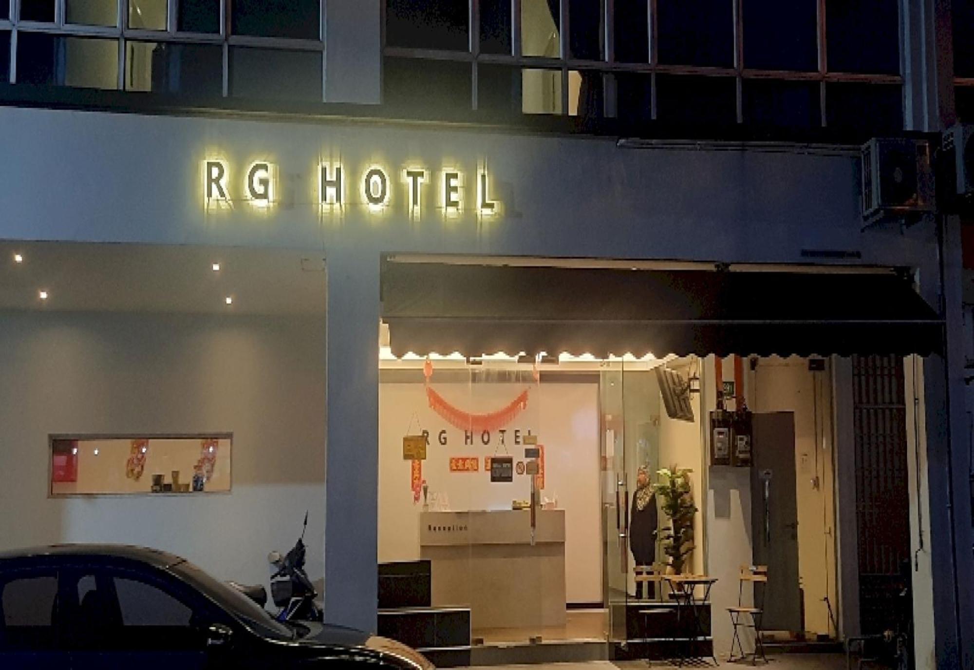 Super Oyo 90724 Rg Hotel Air Hitam المظهر الخارجي الصورة